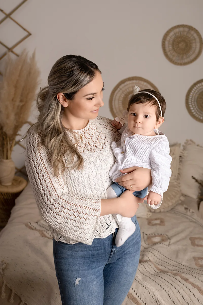 Baby-Entdeckungsphase-Foto