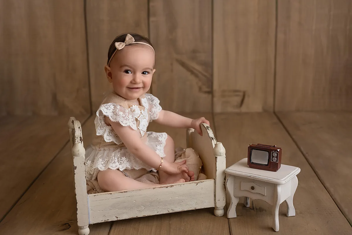 Cake-Smash-Shooting – rosa Dekoration und Torte