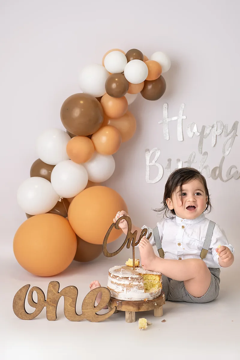 Babyporträt mit Kuscheltier – natürliche Stimmung