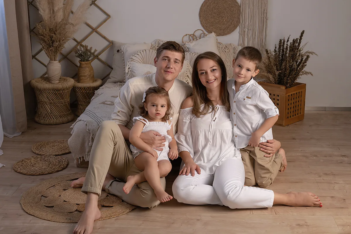 Babyfoto – fröhliches Lächeln, erste Zähne